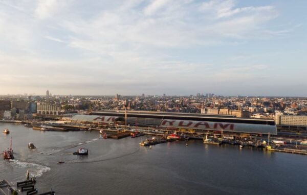 Noord/Zuidlijn metrostation Amsterdam CS